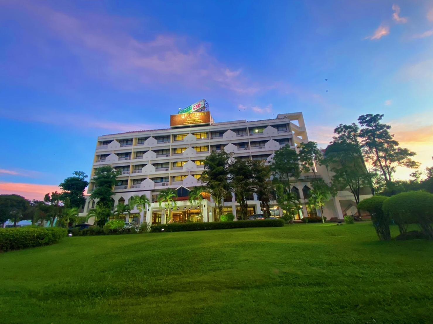 Phuphanplace Hotel Ban Phang Khwang Tai Eksteriør billede
